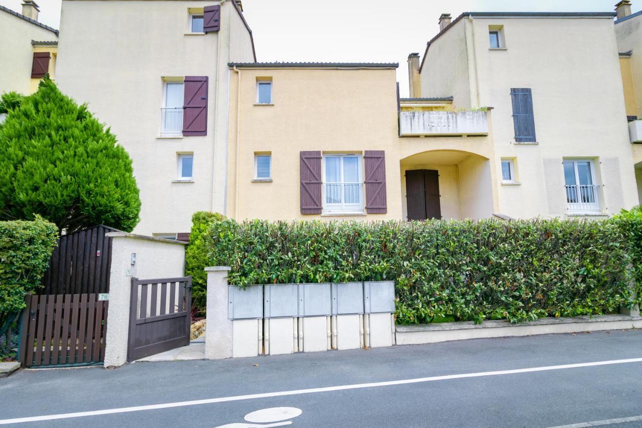 Le Coin De Marie A Deux Pas Du Centre Ville Rambouillet Dış mekan fotoğraf